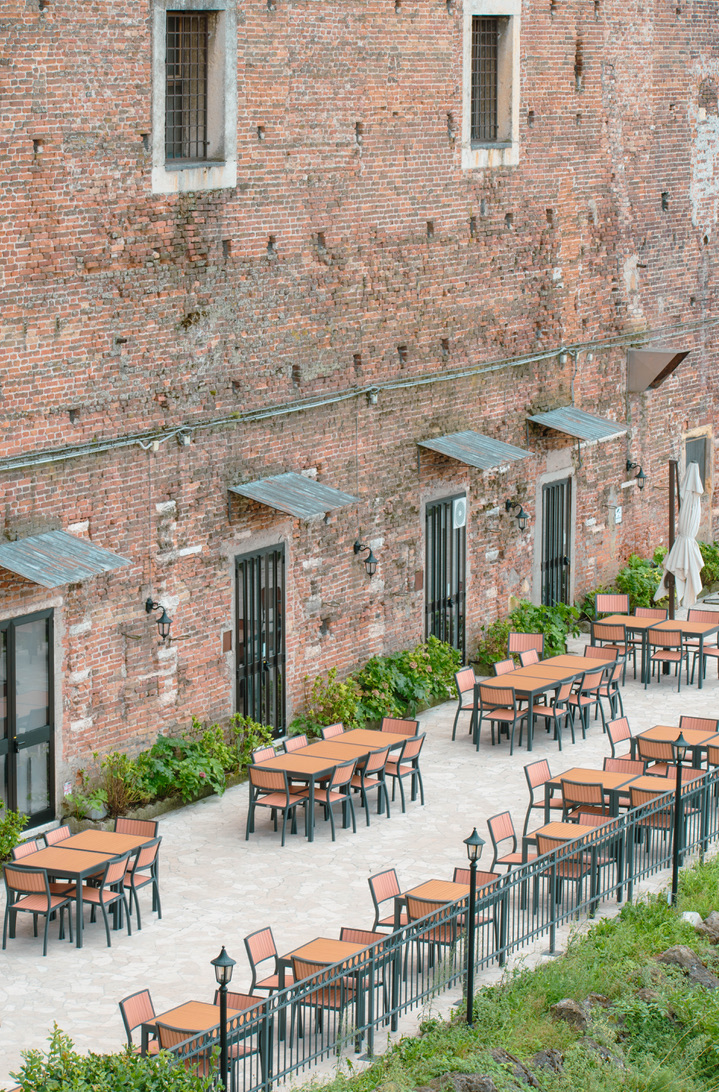 Italie · Restaurant en plein air